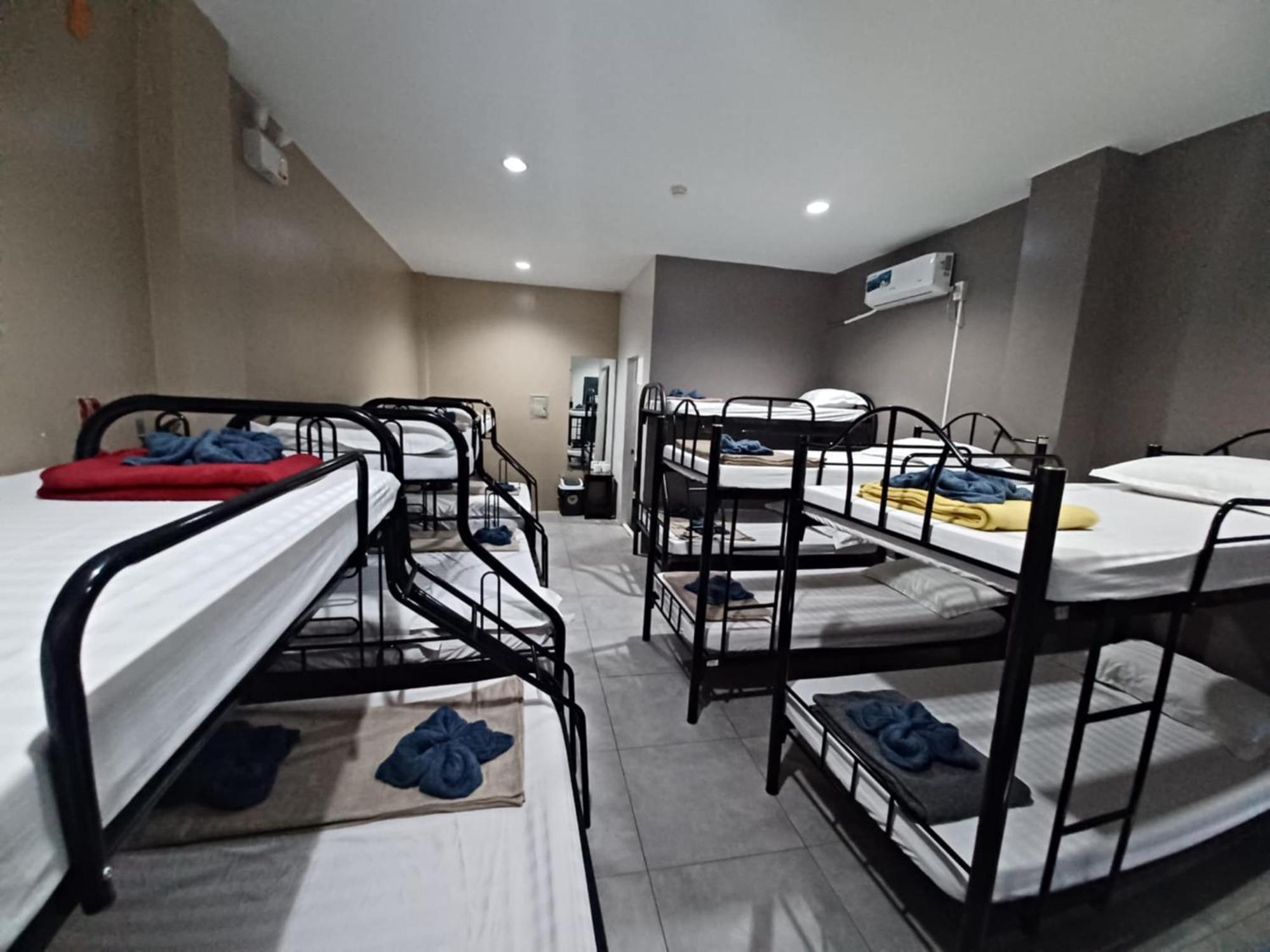 2020 Travelers Inn ドゥマゲティ エクステリア 写真